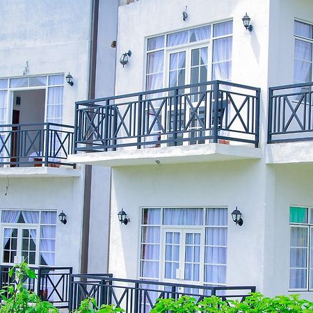 Hotel Ranvil ヌワラ・エリヤ エクステリア 写真