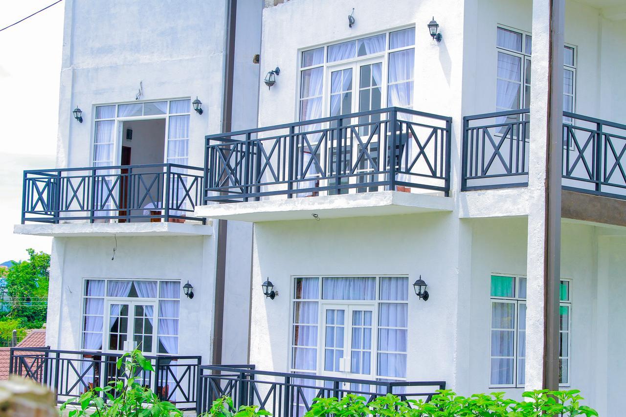 Hotel Ranvil ヌワラ・エリヤ エクステリア 写真