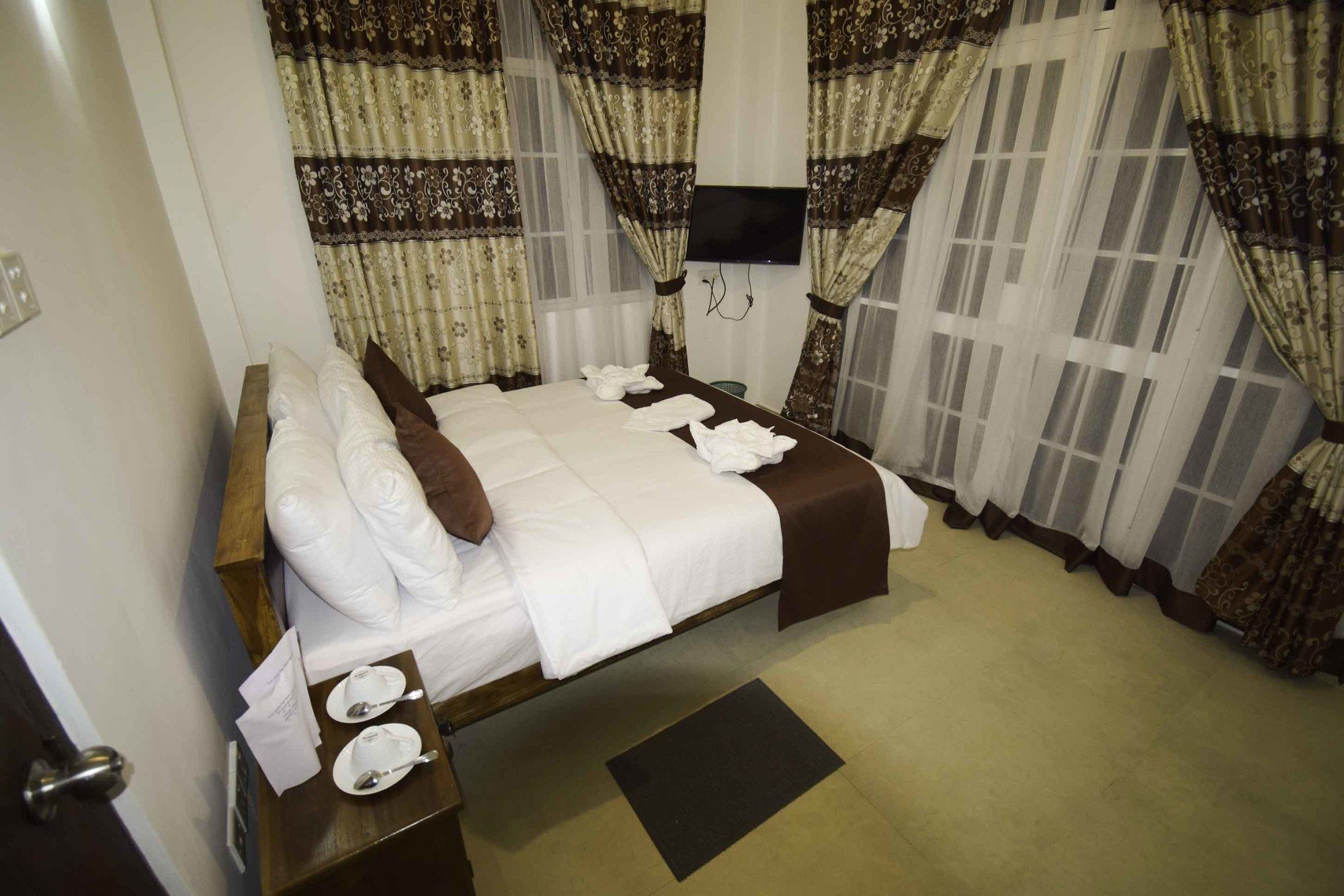 Hotel Ranvil ヌワラ・エリヤ エクステリア 写真